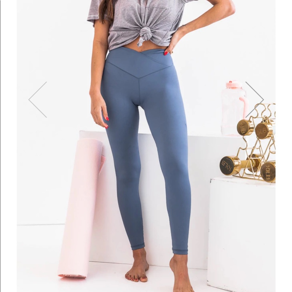 Pink Lily Leggings